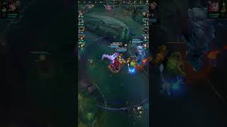 twitch:vitek3007 #clip #leagueoflegends #highlight #gaming #lol #games #league #streamer #outplay