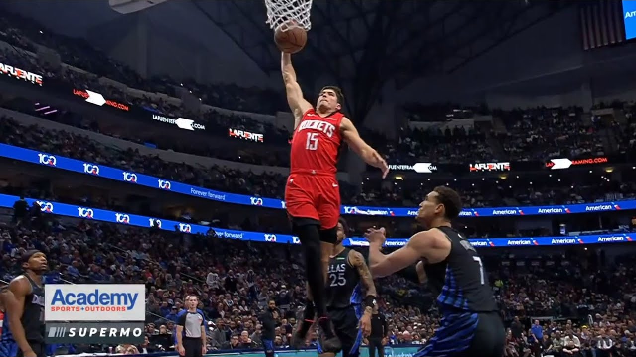 Reed Sheppard with the powerful one-handed dunk vs. the Mavericks - 12/6/25