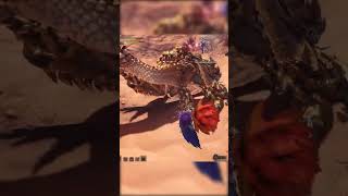 Look Out! #monsterhunter #returntoworld #shorts