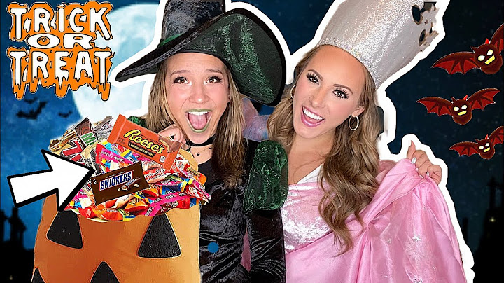 KAYLA & KALLI OFFICIAL HALLOWEEN TRICK OR TREAT VLOG 2023 🎃🍫👻
