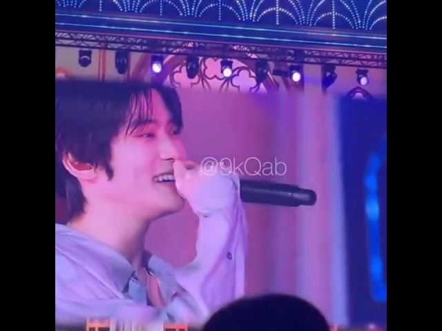 OMG!!!!🙈 JAEHYUN smile after singing Your my Starlight to TAEYEON !!!!😳💕 #shorts class=