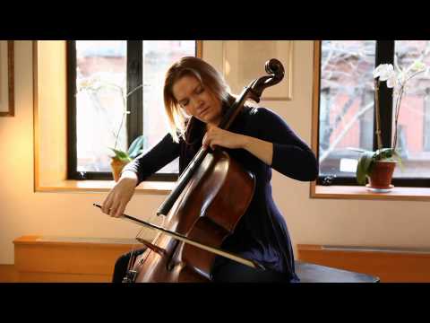 Saeunn Thorsteinsdottir, cello