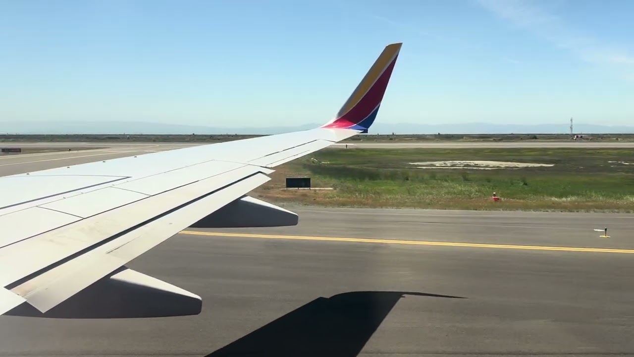 [HD] Blasting Out of the Bay Area Aboard Southwest 737-700 Departure from Oakland Airport (OAK}