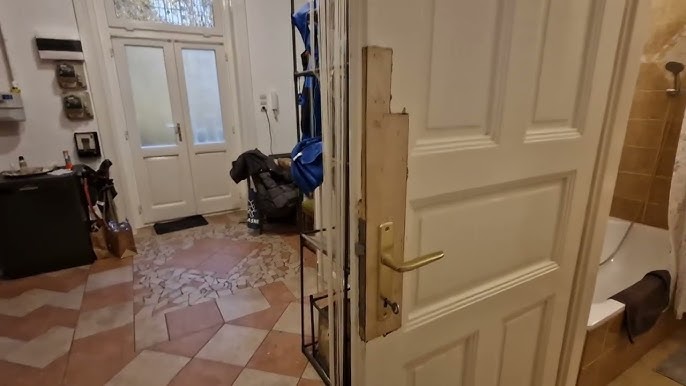 Beszakadt Ajto Javitasa