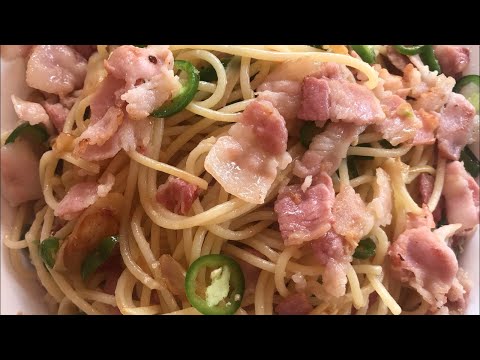 Wideo: Jak Zrobić Spaghetti Z Szynką