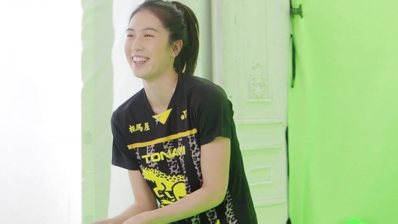 大堀彩選手 サイン入り！ YONEXロングTシャツ バドミントン・大堀彩 現役生活を終え「やりきった、すがすがしい