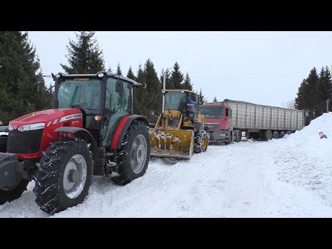 Видео: 60 тонная фура перегородила дорогу! Эвакуация!