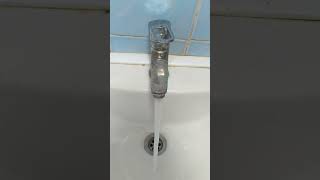 как включить кран воды  #тутор