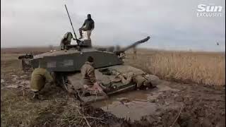 Challenger 2 Finds It A Challenge To Ride In Ukrainian Mud