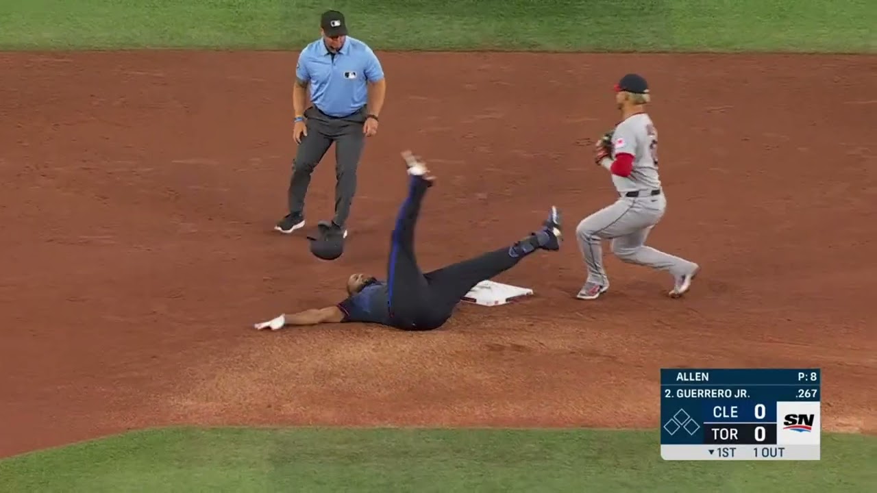 Steven Kwan throwing guys out in 2025