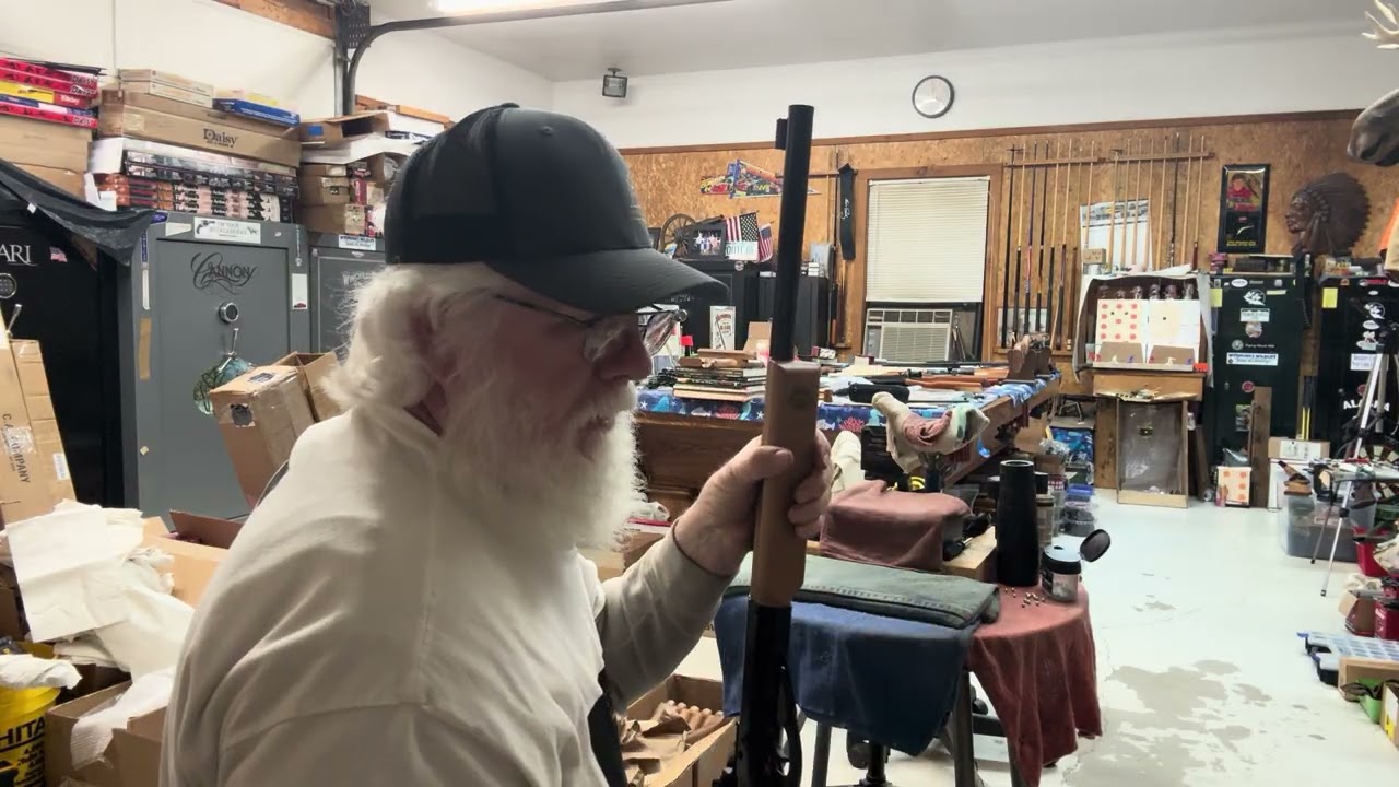 ALAINA IN INTERIOR SOUTH DAKOTA GET A NEW 499B FOR 4H COMPETITION THANKS TO HER PARENTS be too🇺🇸🏁￼