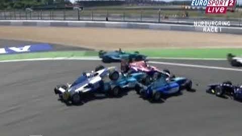 Start Pile Up Replay - 2005 GP2 Round 4 Nurburgring Race 1