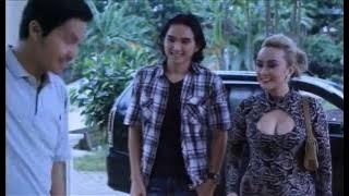 4 Tahun Tinggal di Rumah Hantu 2014