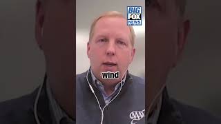 Winter driving safety tips for snow squalls and high winds #winterweather #winterdriving