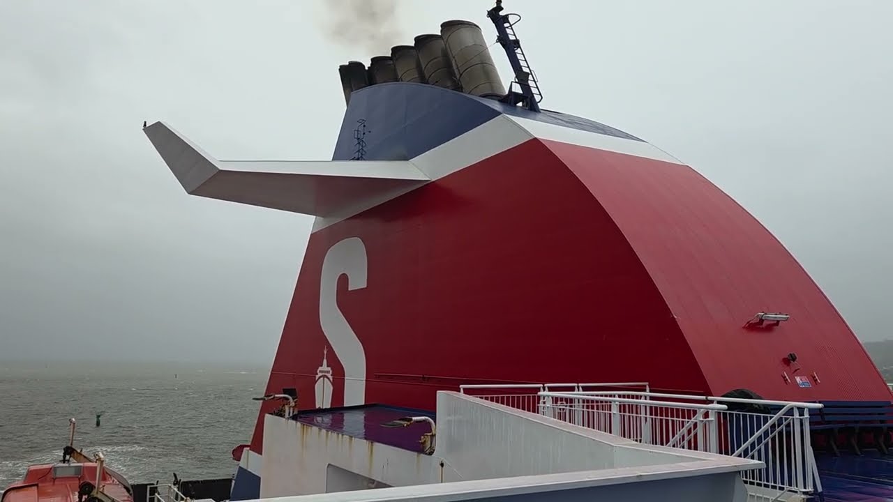 Stena Superfast Vlll departing from VT4 in Belfast. 15/11/25