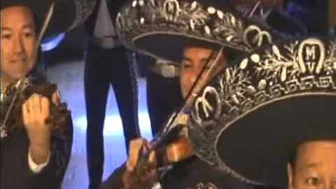 Gabriela Saavedra: Behind the scenes of Mariachi V...