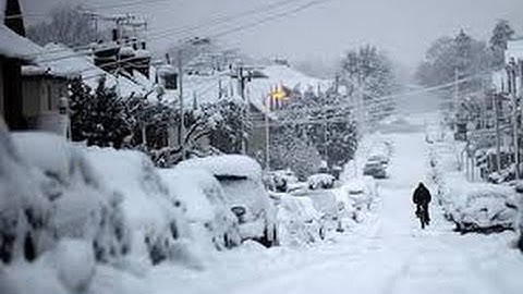 Cận cảnh băng tuyết xuất hiện tại miền Bắc trong đợt rét kỉ lục