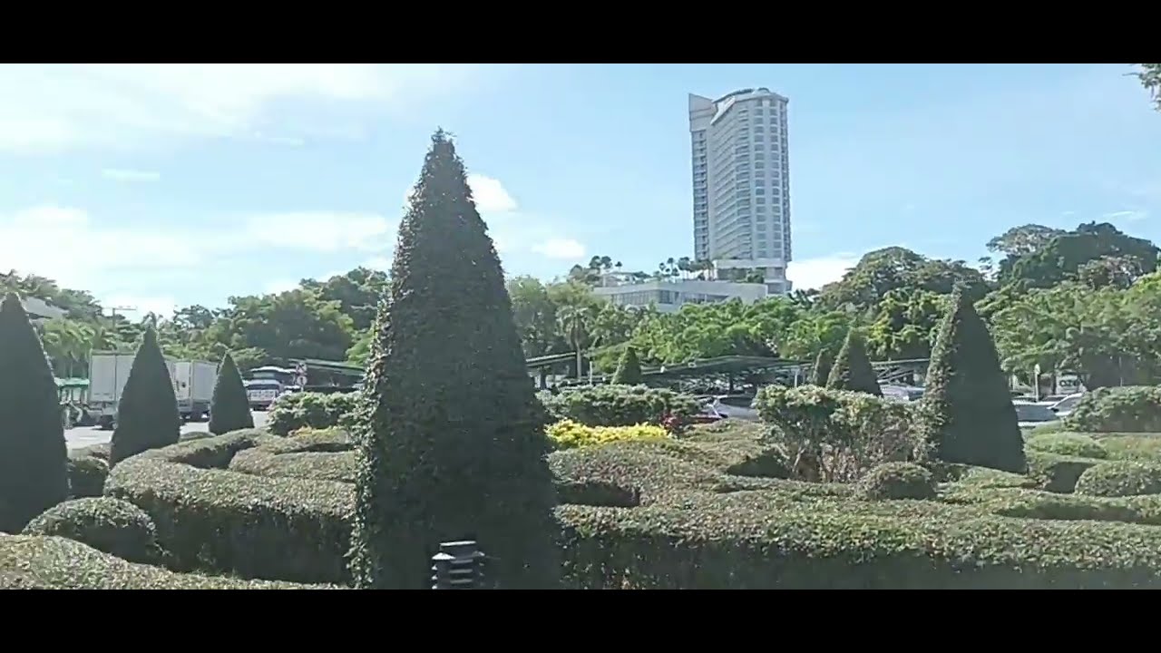 Dusit Thani Pattaya II Dusit Thani Pattaya Hotel - YouTube