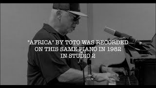 Toto&#39;s David Paich &amp; Steve Porcaro Revisit &quot;Hit&quot; Songs on Original Piano @ Sunset Sound Recorders