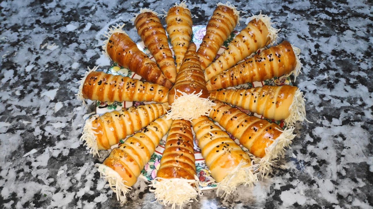 مملحات الكورني بطريقة ناجحة، سهلة  و سريعة  مع طريقة طريقة الاحتفاظ بها و حشوة خاصة بنكة رائعة