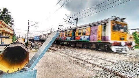 High Speed New Ad-Printed Colourful EMU local Train Heatedly Riding Out At Railgate