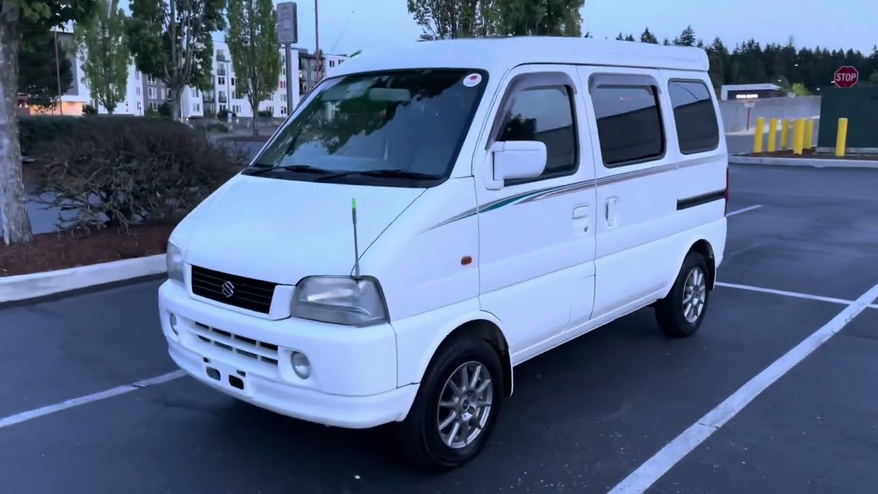 Suzuki Every Plus 4WD 1300 - YouTube