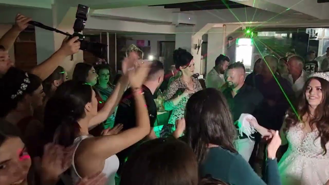 Svadba porodice CANOVIĆ Plav 09.10.2022 Ulaz i atmosfera..Tapani UNIVERZAL Ferid Dacić