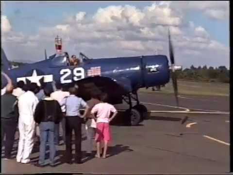 F4U Corsair Veteran Fighter - R2800 Engine startup