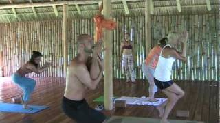 costa rica yoga with amber 2.mpg