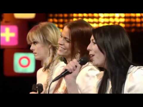 K3 - Eyo (akoestisch met Miguel Wiels op de piano)
