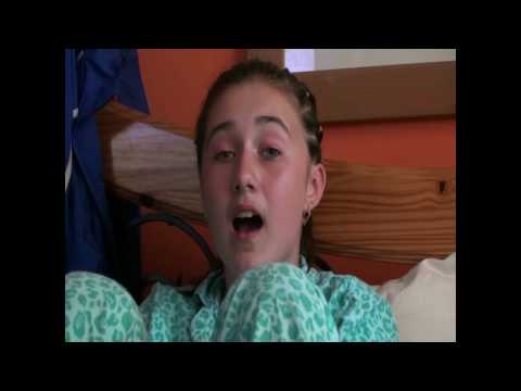 Lauren-Nicole Addis singing "The climb"by Miley Cy...