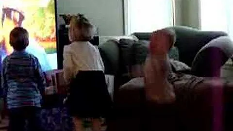 Macie, Cooper and Jake dancing