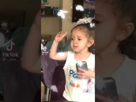  الطفلة بسنت
