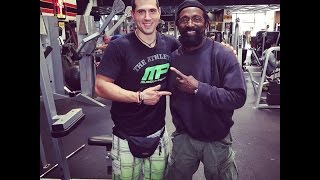Charles Glass Training im Golds Gym Venice Beach - Pasquale Tarantino