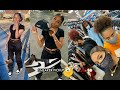 Day in The Life Vlog *Christmas shopping, sneaker pickup, clothing haul* | LexiVee03