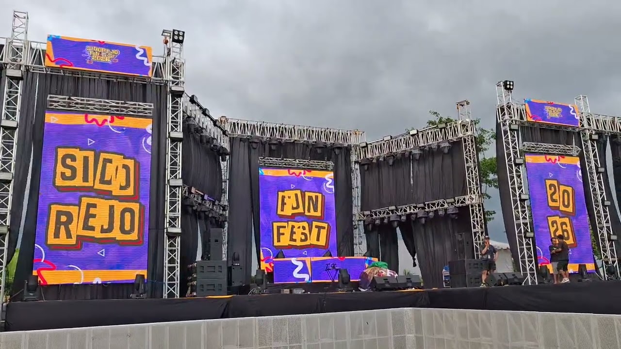 SEMEGAH INI PANGGUNG TANPA TENDA, FULL Lighting & Videotron, konsep Pertama Kali di Sidorejo BWI