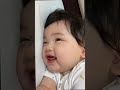 親指外しを失敗したら予想外の反応で笑っちゃいました😂/Funniest Baby Will Make You Laugh! #Shorts