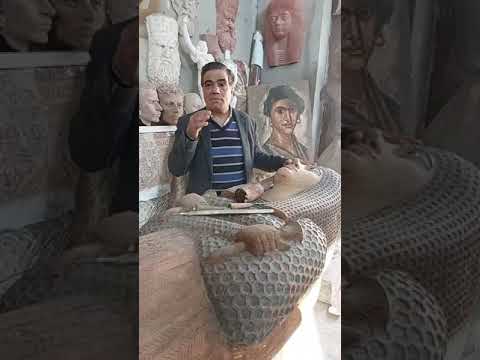 عمل اكبر تمثال من خشب الجميز في شهر واحد بس دكتور جرجس ي بدع في نحت تماثيل الفراعنة بالمنيا