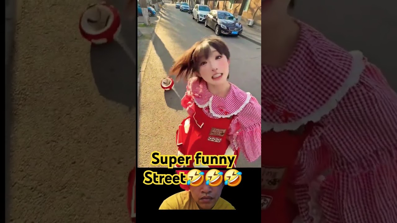 Super fun her hat fall😂 