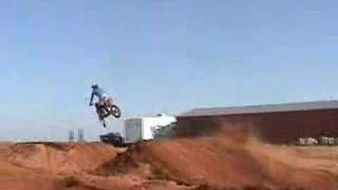 Two Stroke motorcycle racin at Cueperland Raceway