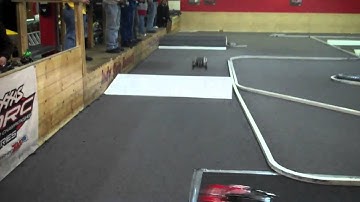 Traxxas Slash vs. Team Associated RC10 Truck & Car Racing