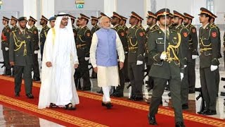 LIVE Narendra Modi Arrived In Abu Dhabi To A Ceremonial Welcome !!!