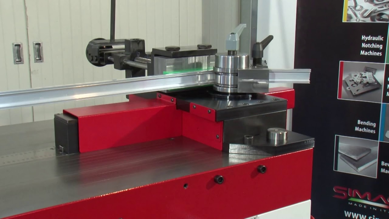 Prese hidraulice combinate T40 CHAMALEON