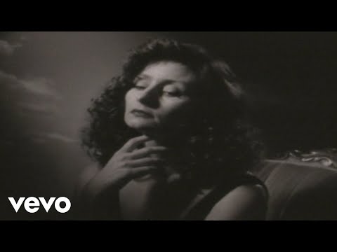 Sweethearts of the Rodeo - You Look At Love That Way