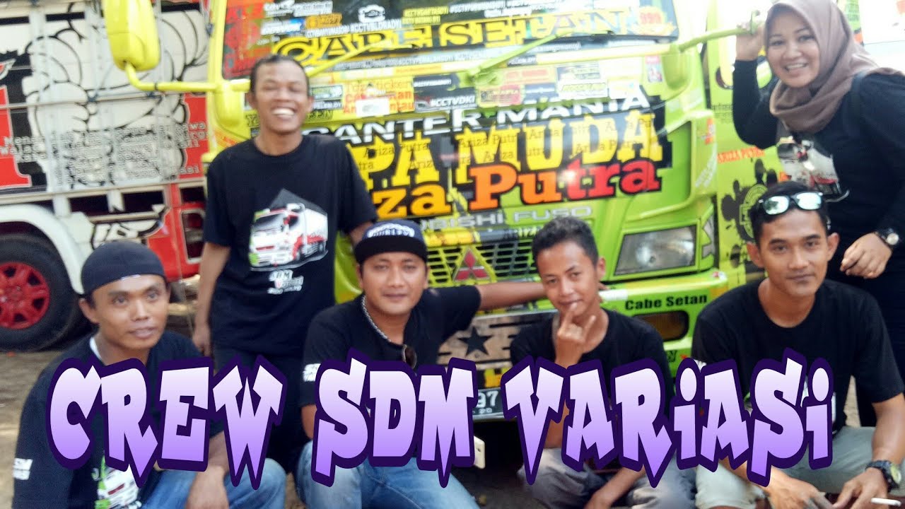 Crew SDM VARIASI di acara Kopdar MALANG  RAYA TRUCK  LOVERS  