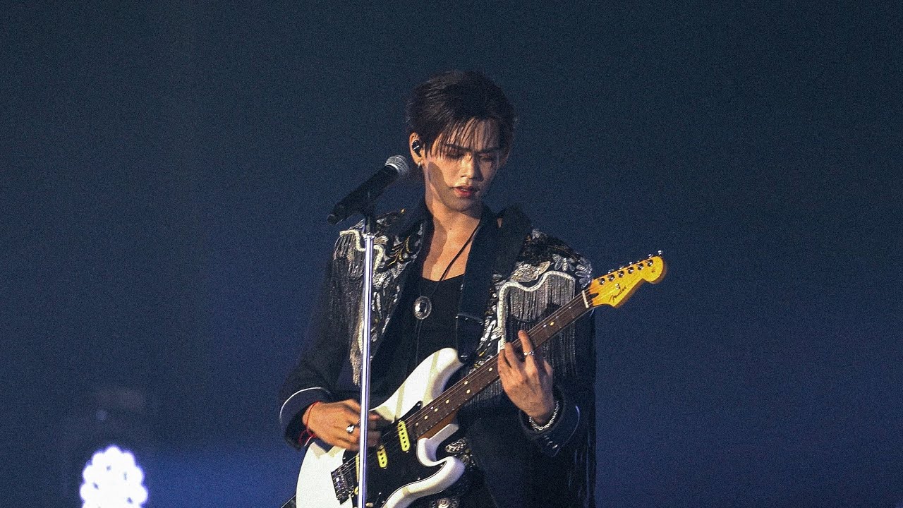 Mark _ผิดที่ไว้ใจ+ทนพิษบาดแผลไม่ไหว+เหนื่อยไหมหัวใจ+คุกเข่า+ยาพิษ| JUNIOR MARK SHINERISE FANCON DAY1