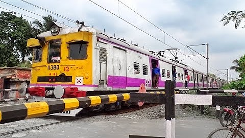 Quick Accelerated Conventional 12 Coach & 09 Coach EMU Local Train Skip Between Busy Railgate | ER
