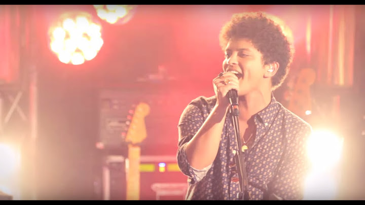Locked Out of Heaven Live version - Live performance video thumbnail