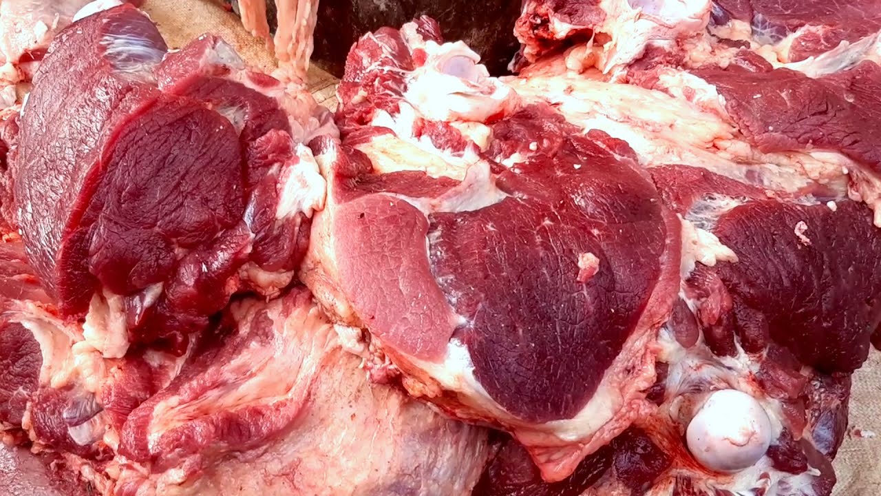 I've Ever Seen In A Street Beef Shop | Full Cow Meat Processing System For The Customers Beef Fillet