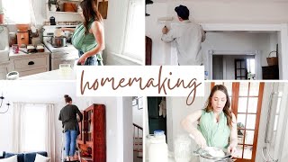 Homemaking | Cooking & Decorating + a living room update!